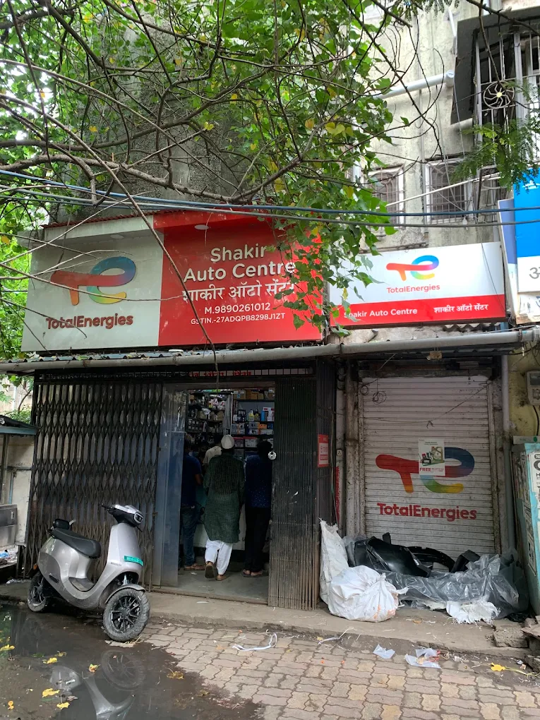 Shakir Auto centre